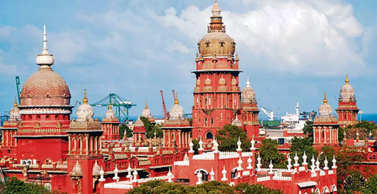 Tamil Nadu: मद्रास हाईकोर्ट ने शेनबागमपेट्टई टोल प्लाजा हटाने का आदेश दिया Tamil Nadu: मद्रास हाईकोर्ट ने शेनबागमपेट्टई टोल प्लाजा हटाने का आदेश दिया
