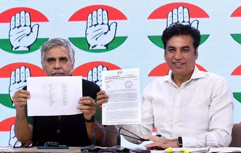 शराब घोटाले की जांच का दायरा बढ़ाया जाए: डीपीसीसी प्रमुख शराब घोटाले की जांच का दायरा बढ़ाया जाए: डीपीसीसी प्रमुख