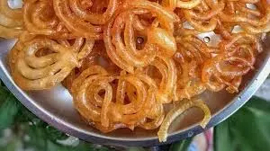 Potato Jalebi Recipe:अब बिना मैदा के घर पर बनाएं आलू जलेबी Potato Jalebi Recipe:अब बिना मैदा के घर पर बनाएं आलू जलेबी