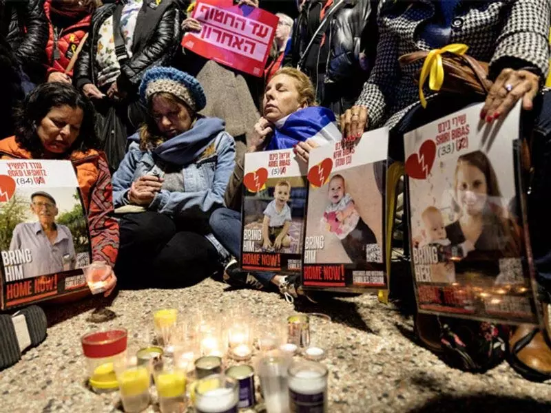 ट्रम्प ने इजरायली बंधकों की रिहाई स्थिति पर कहा, मैं बहुत निराश हूं। ट्रम्प ने इजरायली बंधकों की रिहाई स्थिति पर कहा, मैं बहुत निराश हूं।