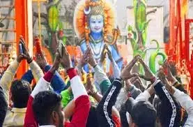 Hamirpur : सभी शिव मंदिरों में श्रद्धालुओं की भारी भीड़ Hamirpur : सभी शिव मंदिरों में श्रद्धालुओं की भारी भीड़