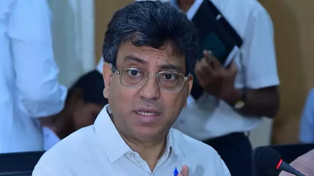 BBMP अवैध निर्माण के खिलाफ कार्रवाई नहीं कर रही: निवासियों ने आयुक्त के खिलाफ जताया गुस्सा BBMP अवैध निर्माण के खिलाफ कार्रवाई नहीं कर रही: निवासियों ने आयुक्त के खिलाफ जताया गुस्सा