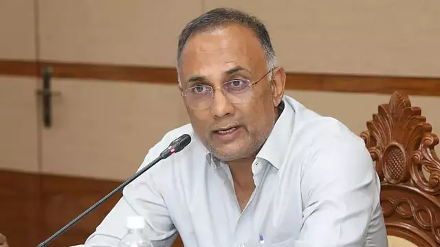 होटल, रेस्तरां और खाद्य दुकानों में प्लास्टिक के उपयोग पर प्रतिबंध: Minister Dinesh होटल, रेस्तरां और खाद्य दुकानों में प्लास्टिक के उपयोग पर प्रतिबंध: Minister Dinesh