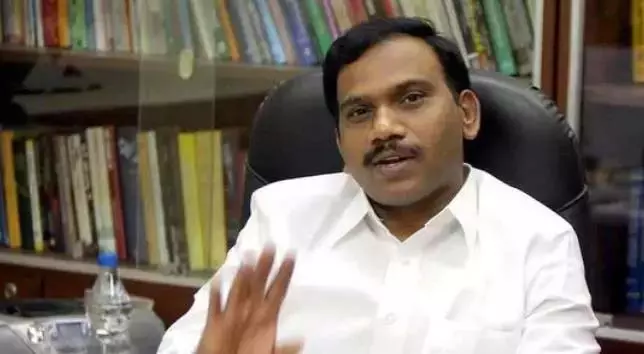 A Raja ने केंद्र सरकार से स्पष्टीकरण मांगा A Raja ने केंद्र सरकार से स्पष्टीकरण मांगा