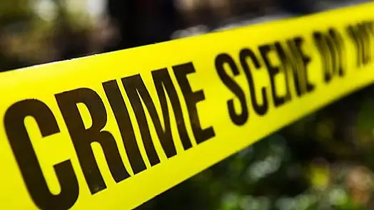 Thane: पार्टी करने के एक दिन बाद गुस्से में आकर शख्स ने काट लिया दोस्त का कान Thane: पार्टी करने के एक दिन बाद गुस्से में आकर शख्स ने काट लिया दोस्त का कान