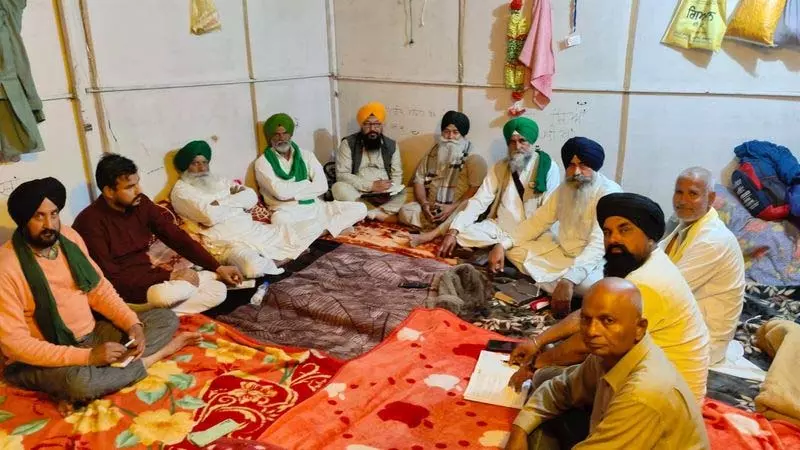 SKM (गैर-राजनीतिक) ने स्थिति स्पष्ट की, आज एकता वार्ता में भाग लेंगे SKM (गैर-राजनीतिक) ने स्थिति स्पष्ट की, आज एकता वार्ता में भाग लेंगे