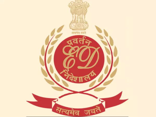 पंजाब में ED की छापेमारी: आव्रजन धोखाधड़ी में 19 लाख रुपये जब्त पंजाब में ED की छापेमारी: आव्रजन धोखाधड़ी में 19 लाख रुपये जब्त