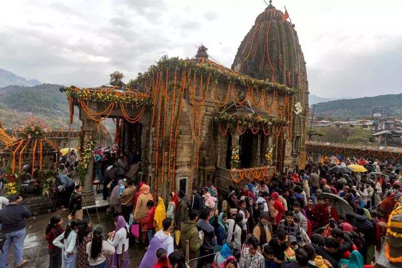 Baijnath में सांस्कृतिक उत्सव के साथ पांच दिवसीय शिवरात्रि मेला शुरू Baijnath में सांस्कृतिक उत्सव के साथ पांच दिवसीय शिवरात्रि मेला शुरू