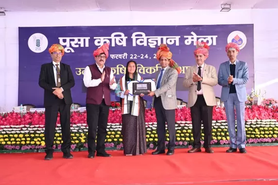 Sikkim : पेमकिट लेप्चा ने जीता आईसीएआर-आईएआरआई अभिनव किसान पुरस्कार Sikkim : पेमकिट लेप्चा ने जीता आईसीएआर-आईएआरआई अभिनव किसान पुरस्कार