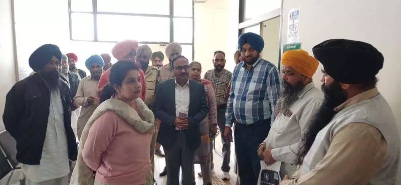 Fatehgarh Sahib DC ने नशा मुक्ति केंद्र का किया औचक निरीक्षण Fatehgarh Sahib DC ने नशा मुक्ति केंद्र का किया औचक निरीक्षण