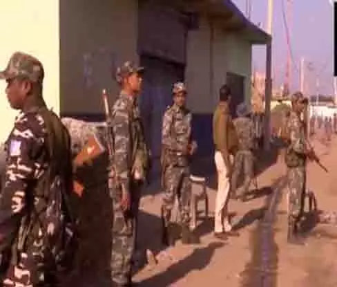 Mahashivratri पर हज़ारीबाग़ में हिंसा की घटना की जाँच करती झारखंड पुलिस Mahashivratri पर हज़ारीबाग़ में हिंसा की घटना की जाँच करती झारखंड पुलिस