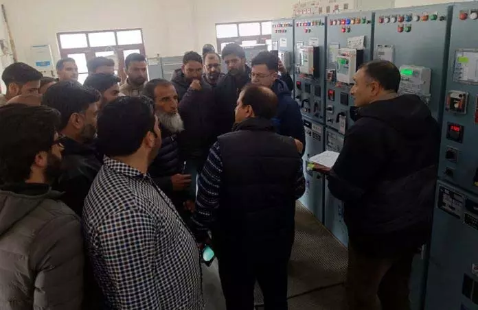 KPDCL के एमडी ने राजस्व प्राप्ति, RDSS प्रगति, पीएम सूर्य घर योजना की समीक्षा की KPDCL के एमडी ने राजस्व प्राप्ति, RDSS प्रगति, पीएम सूर्य घर योजना की समीक्षा की