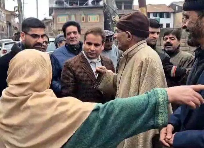 उमर सरकार ने जनता से संपर्क बहाल किया: Tanveer Sadiq उमर सरकार ने जनता से संपर्क बहाल किया: Tanveer Sadiq