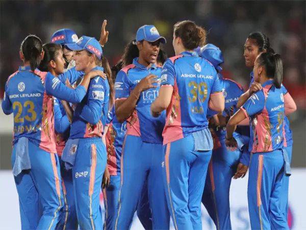 मिताली राज ने WPL 2025 में यूपी वॉरियर्स के खिलाफ मुंबई इंडियंस के प्रदर्शन की सराहना की मिताली राज ने WPL 2025 में यूपी वॉरियर्स के खिलाफ मुंबई इंडियंस के प्रदर्शन की सराहना की