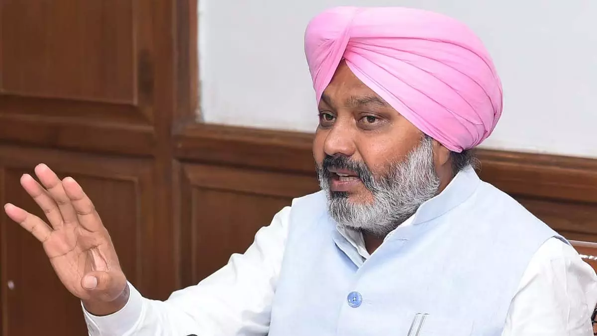 Punjab सरकार ने 11,020 करोड़ आबकारी राजस्व का लक्ष्य रखा Punjab सरकार ने 11,020 करोड़ आबकारी राजस्व का लक्ष्य रखा