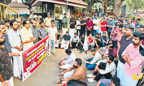 Kerala: गोडसे की प्रशंसा करने वाले एनआईटीसी के प्रोफेसर डीन नियुक्त