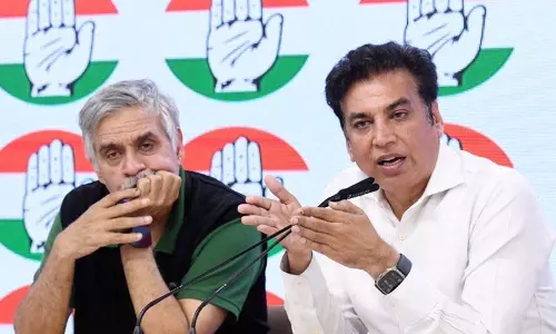 दिल्ली कांग्रेस ने आप की आबकारी नीति की जांच के लिए पीएसी गठन मांग की दिल्ली कांग्रेस ने आप की आबकारी नीति की जांच के लिए पीएसी गठन मांग की