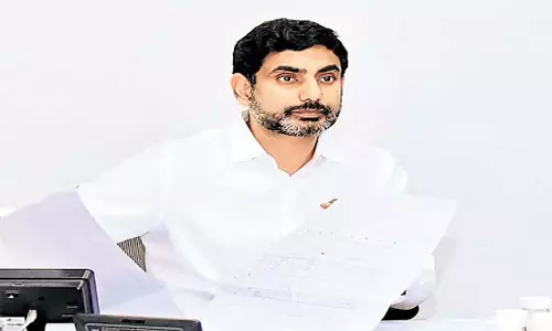 Andhra: मंत्री नारा लोकेश ने अधिकारियों को चिन्नाकाकानी अस्पताल को बेहतर बनाने का निर्देश दिया