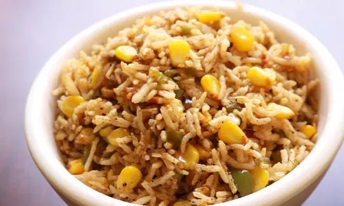 Corn Pulao: चावल से बनी कोई अलग डिश बनाने की सोच रहे हैं तो ये ट्राई करें Corn Pulao: चावल से बनी कोई अलग डिश बनाने की सोच रहे हैं तो ये ट्राई करें