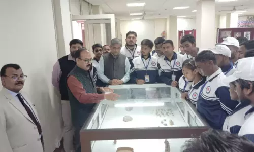 Meerut: वाराणसी से नेहरू युवा केंद्र के छात्रों का एक दल शैक्षिक भ्रमण पर आया Meerut: वाराणसी से नेहरू युवा केंद्र के छात्रों का एक दल शैक्षिक भ्रमण पर आया