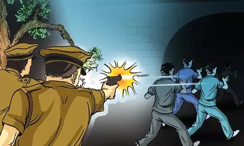 Lucknow: पुलिस और ट्रांसफार्मर चोरी करने वाले गिरोह के बीच मुठभेड़ में चार गिरफ्तार Lucknow: पुलिस और ट्रांसफार्मर चोरी करने वाले गिरोह के बीच मुठभेड़ में चार गिरफ्तार