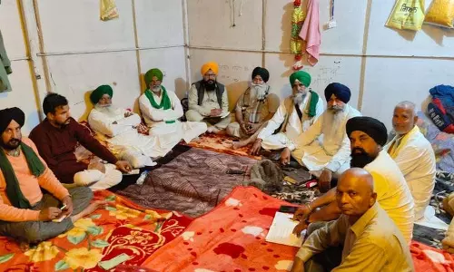 SKM (गैर-राजनीतिक) ने स्थिति स्पष्ट की, आज एकता वार्ता में भाग लेंगे SKM (गैर-राजनीतिक) ने स्थिति स्पष्ट की, आज एकता वार्ता में भाग लेंगे
