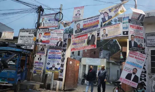 Bar एसोसिएशन का चुनाव 28 फरवरी को, अध्यक्ष पद के उम्मीदवारों ने बढ़ाई सरगर्मी Bar एसोसिएशन का चुनाव 28 फरवरी को, अध्यक्ष पद के उम्मीदवारों ने बढ़ाई सरगर्मी
