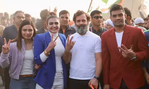 Haryana : अर्जुन पुरस्कार विजेता स्वीटी बूरा और दीपक हुड्डा वैवाहिक कलह में फंसे Haryana : अर्जुन पुरस्कार विजेता स्वीटी बूरा और दीपक हुड्डा वैवाहिक कलह में फंसे