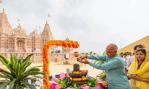यूएई में तेलुगु NRI ने भव्य अनुष्ठानों के साथ मनाई महाशिवरात्रि