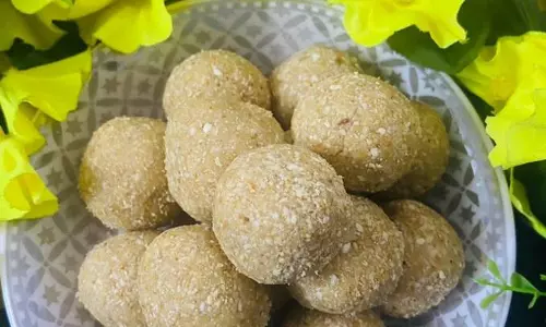 तिल मावा लड्डू रेसिपी
