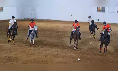 Polo Telangana टूरिज्म कप लीग गेम में टीम फ्रांस और टीम यूके के बीच मुकाबला