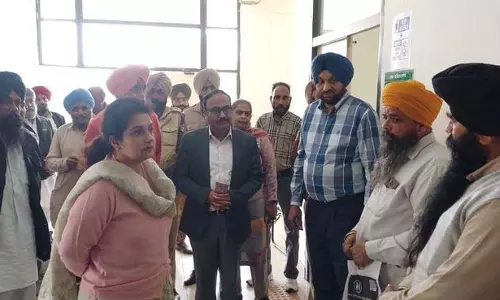Fatehgarh Sahib DC ने नशा मुक्ति केंद्र का किया औचक निरीक्षण Fatehgarh Sahib DC ने नशा मुक्ति केंद्र का किया औचक निरीक्षण