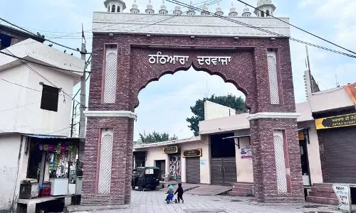 Amritsar: मिट्टी की दीवारों वाली बस्ती से व्यवसायिक केंद्र तक