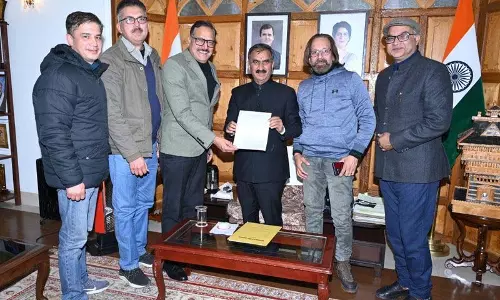 मेडिकल कॉलेज कैडर के विलय पर यथास्थिति बरकरार रखी जाएगी, CM ने डॉक्टरों से कहा