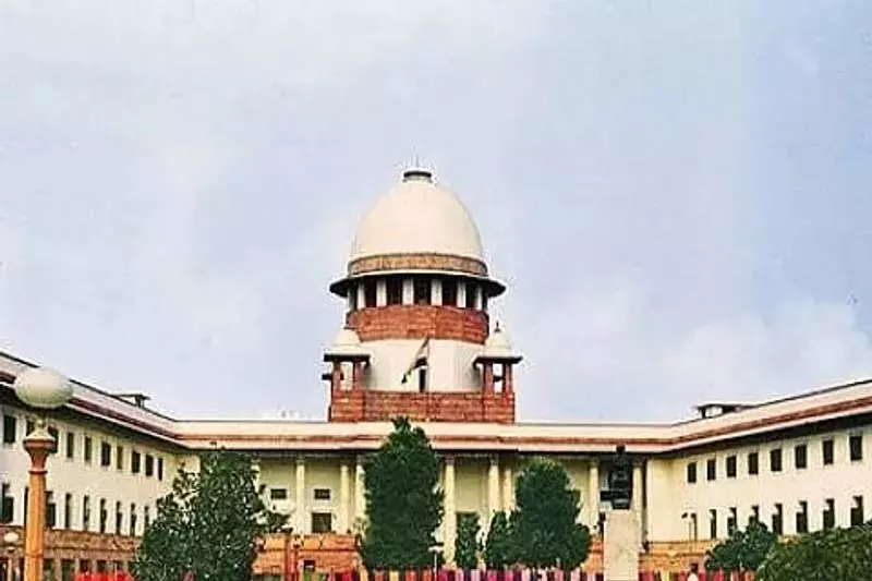 सुप्रीम कोर्ट ने जीएसटी और सीमा शुल्क अधिकारियों की गिरफ्तारी की शक्ति को बरकरार रखा सुप्रीम कोर्ट ने जीएसटी और सीमा शुल्क अधिकारियों की गिरफ्तारी की शक्ति को बरकरार रखा