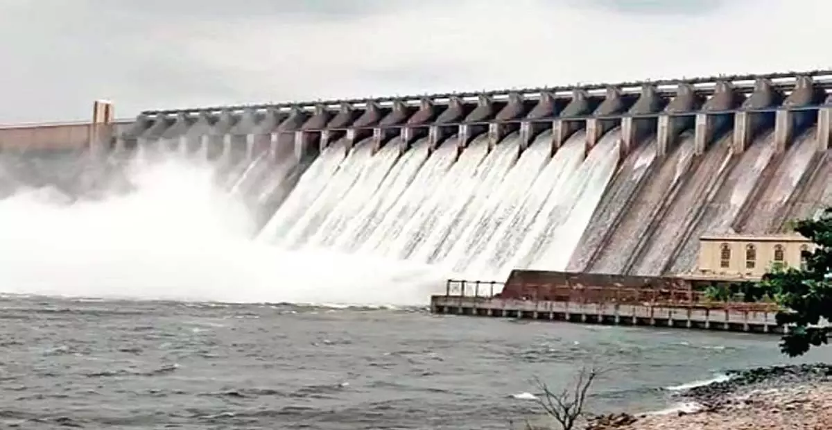 Andhra: केआरएमबी ने आंध्र प्रदेश, तेलंगाना को पेयजल आवश्यकताओं को प्राथमिकता देने का निर्देश दिया Andhra: केआरएमबी ने आंध्र प्रदेश, तेलंगाना को पेयजल आवश्यकताओं को प्राथमिकता देने का निर्देश दिया