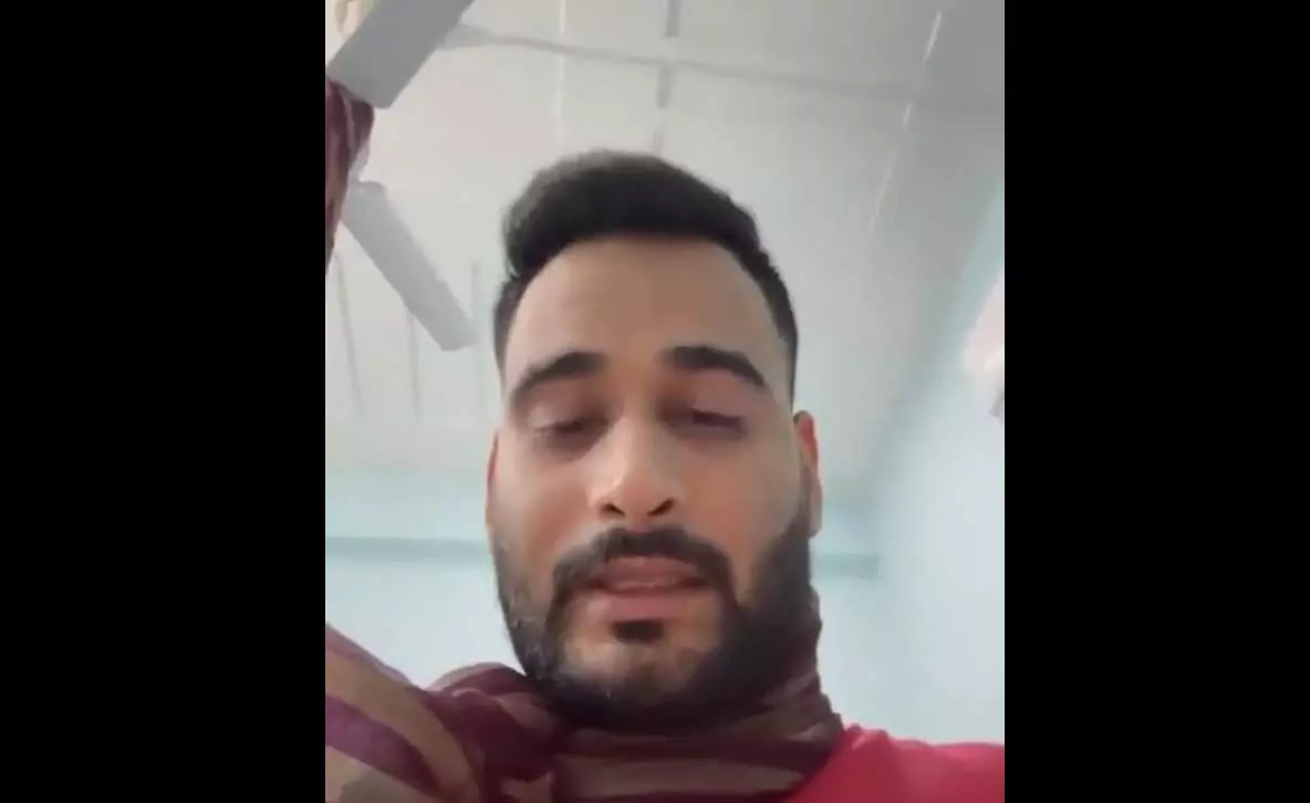 पत्नी के टॉर्चर से तंग आकर मैनेजर ने किया सुसाइड, झकझोर देगा अंतिम वीडियो पत्नी के टॉर्चर से तंग आकर मैनेजर ने किया सुसाइड, झकझोर देगा अंतिम वीडियो