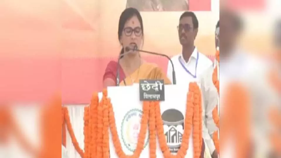 बिलासपुर: 12वें मेयर के रूप में शपथ ली पूजा विधानी ने बिलासपुर: 12वें मेयर के रूप में शपथ ली पूजा विधानी ने
