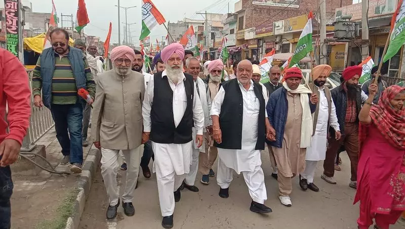 Haryana : असंध में कांग्रेस ने चेयरपर्सन पद के लिए निर्दलीय उम्मीदवार को समर्थन दिया Haryana : असंध में कांग्रेस ने चेयरपर्सन पद के लिए निर्दलीय उम्मीदवार को समर्थन दिया