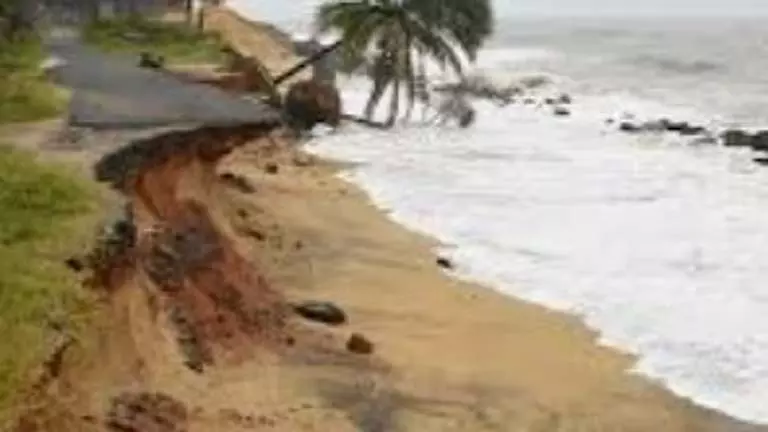 पर्यावरण मंत्री ने कहा- Goa डेल्टारेस और विश्व बैंक की मदद से तटीय कटाव से निपट रहा पर्यावरण मंत्री ने कहा- Goa डेल्टारेस और विश्व बैंक की मदद से तटीय कटाव से निपट रहा