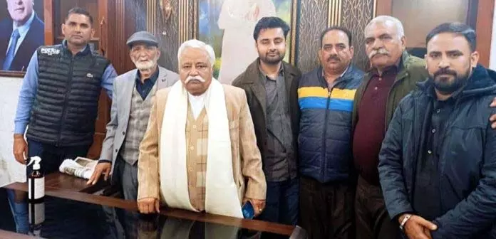 Sadhotra: जम्मू जनादेश का सम्मान करें, पूर्ण राज्य का प्रस्ताव पारित करें Sadhotra: जम्मू जनादेश का सम्मान करें, पूर्ण राज्य का प्रस्ताव पारित करें