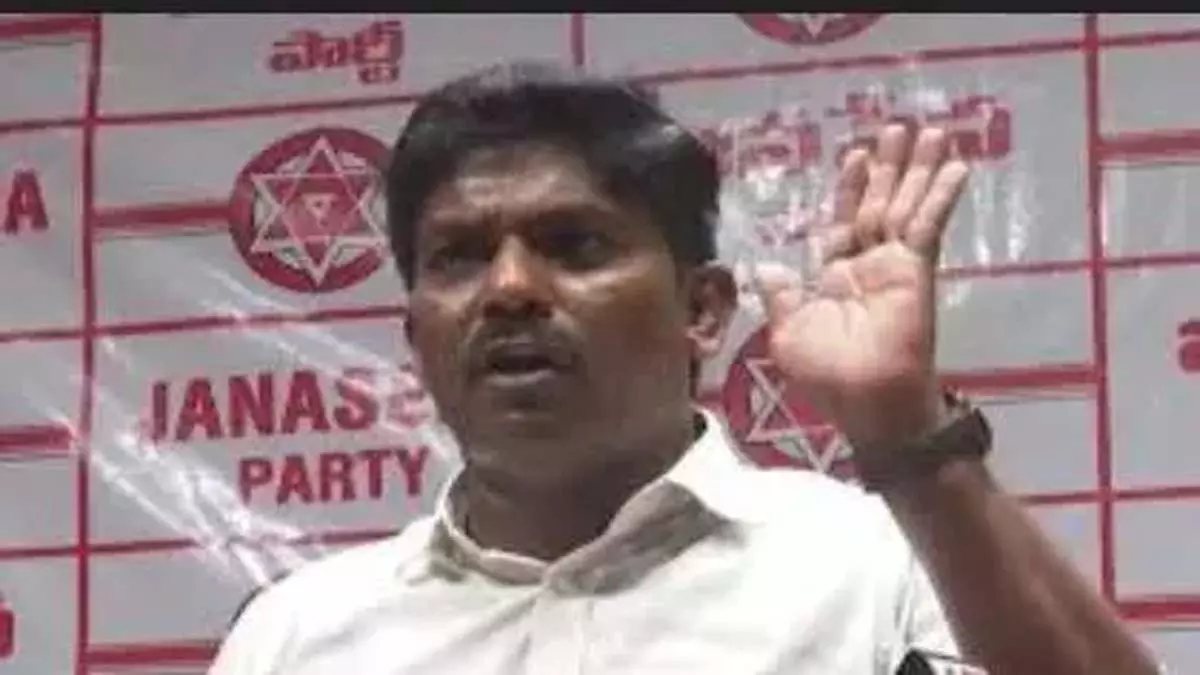 JS पार्षद ने विशाखापत्तनम में भूमि आवंटन रद्द करने की मांग की JS पार्षद ने विशाखापत्तनम में भूमि आवंटन रद्द करने की मांग की