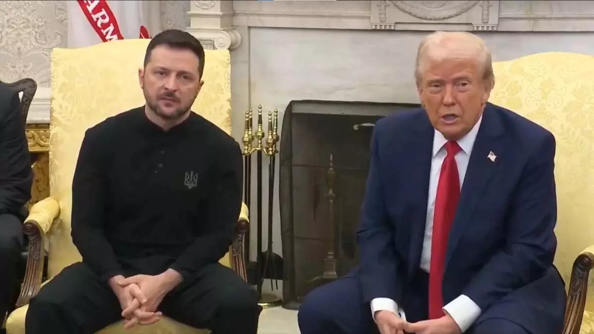 Trump की जेलेंस्की को दो टूक, कहा- आप तीसरे विश्व युद्ध का जुआ खेल रहे Trump की जेलेंस्की को दो टूक, कहा- आप तीसरे विश्व युद्ध का जुआ खेल रहे
