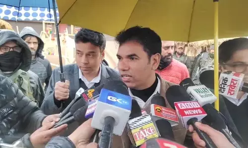 मंडलायुक्त कश्मीर ने रमजान के दौरान निर्बाध बिजली, पानी की आपूर्ति का आश्वासन दिया