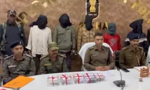 पलामू में 652 कारतूसों के साथ उग्रवादी गिरफ्तार, लातेहार में हथियारों के साथ पांच अपराधी अरेस्ट