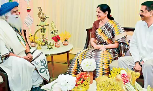 Odisha : महाशिवरात्रि समारोह में राज्यपाल और उनकी पत्नी मौजूद