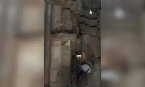 Odisha विपक्ष ने प्रतिष्ठित मंदिरों में अनुष्ठान के दौरान हुई दुर्घटनाओं को लेकर BJP सरकार आलोचना की Odisha विपक्ष ने प्रतिष्ठित मंदिरों में अनुष्ठान के दौरान हुई दुर्घटनाओं को लेकर BJP सरकार आलोचना की