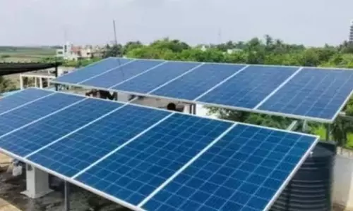 सोलर पैनल से घरों में होने लगी रोशनी, बिजली बिल की भी बचत