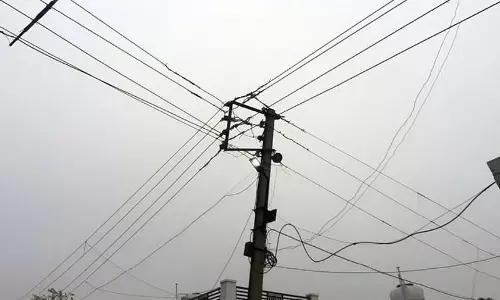 Haryana : सार्वजनिक स्थानों पर बिजली चोरी करने पर सरपंचों को वसूली नोटिस जारी Haryana : सार्वजनिक स्थानों पर बिजली चोरी करने पर सरपंचों को वसूली नोटिस जारी