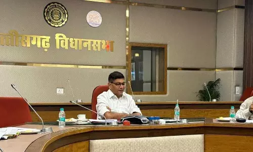 सड़क पर जन्मदिन मनाने और सार्वजनिक यातायात को बाधित करने वालों पर कड़ी कार्रवाई के निर्देश सड़क पर जन्मदिन मनाने और सार्वजनिक यातायात को बाधित करने वालों पर कड़ी कार्रवाई के निर्देश